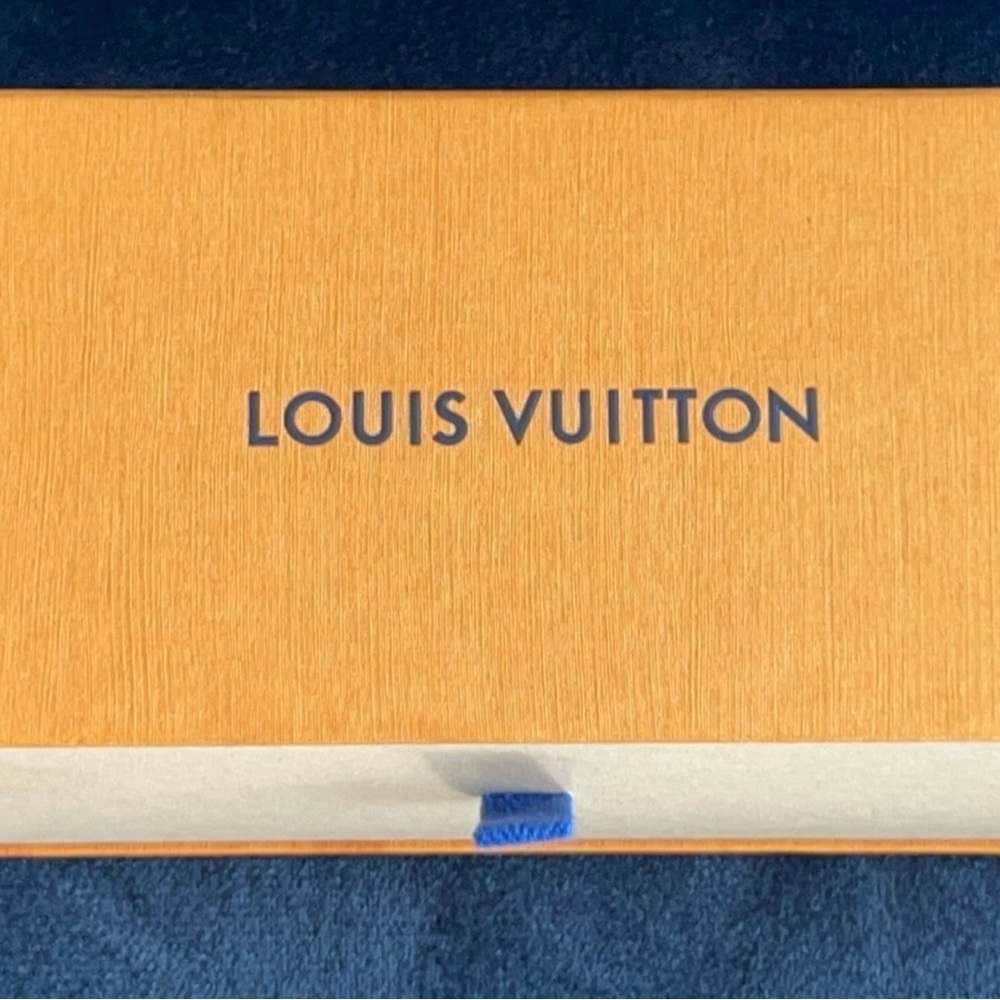 COPY - Louis Vuitton box 📦 (good condition!)💫✨